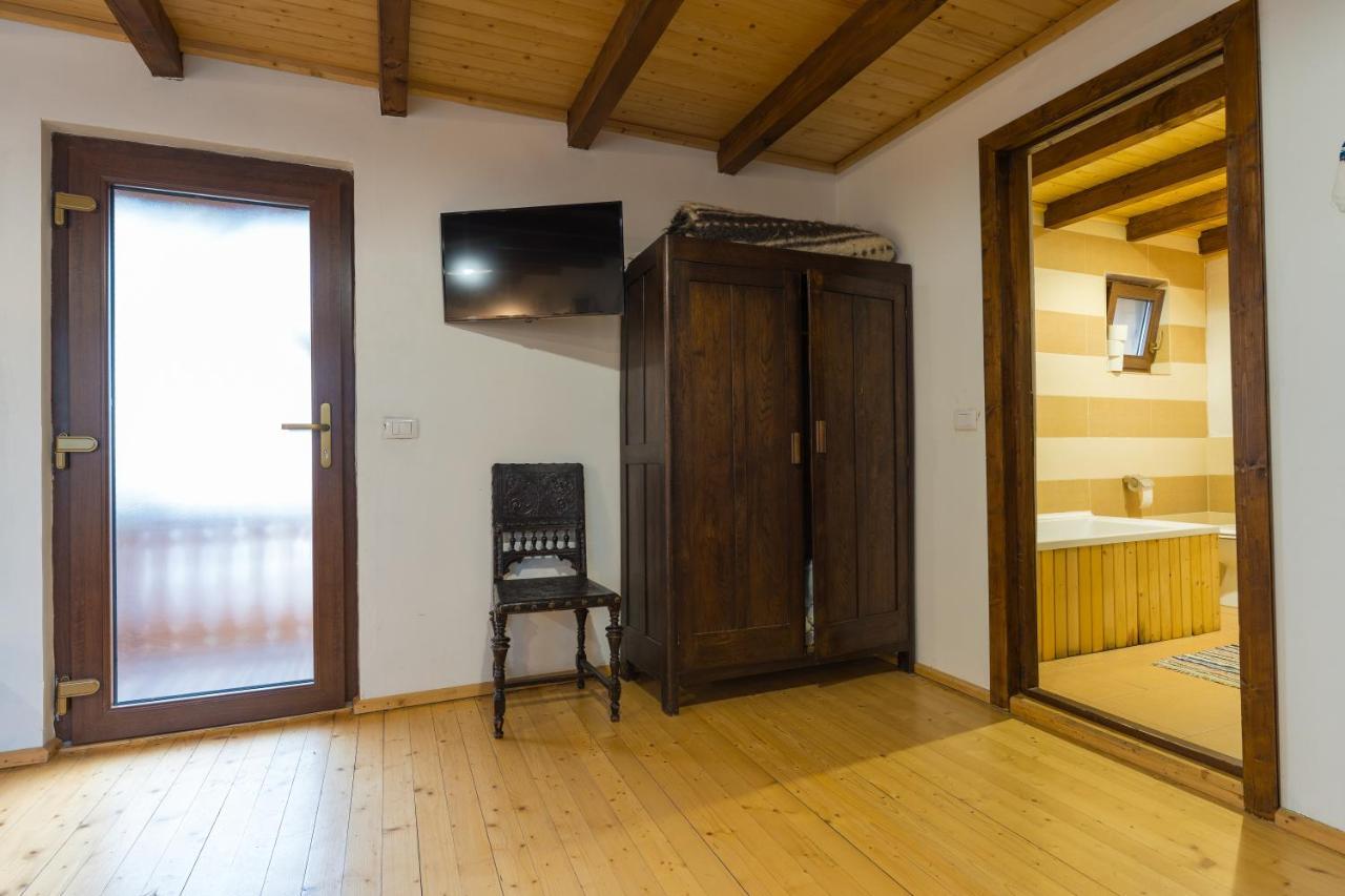 Pensiunea Casa Traditiilor Ieud