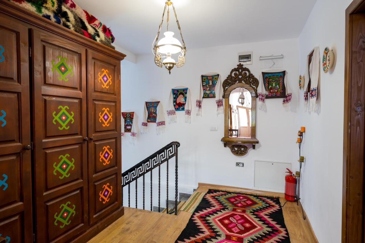 Guest house Pensiunea Casa Traditiilor Ieud