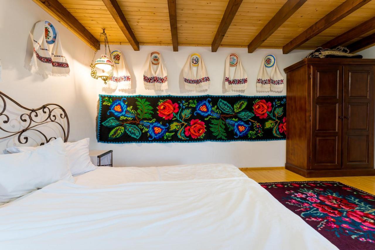 Pensiunea Casa Traditiilor Guest house
